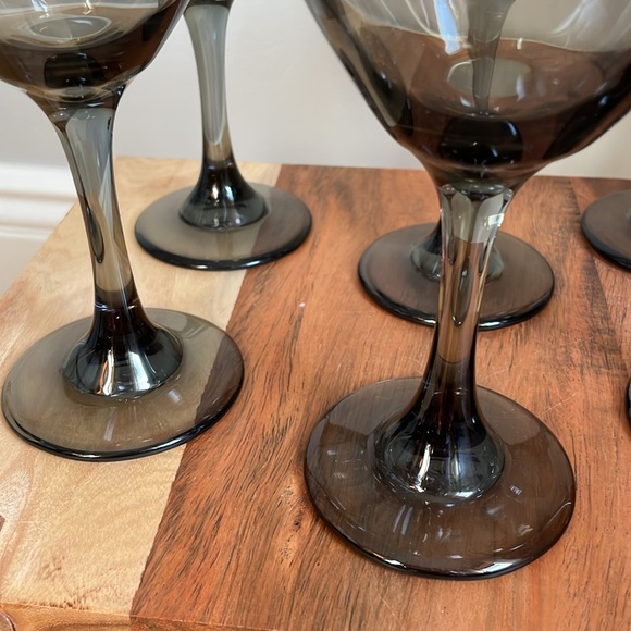 🍷Set of 6 Smoke Gray Ombré Wine Glasses 🍷 EUC! No chips or cracks! - Picture 8 of 16